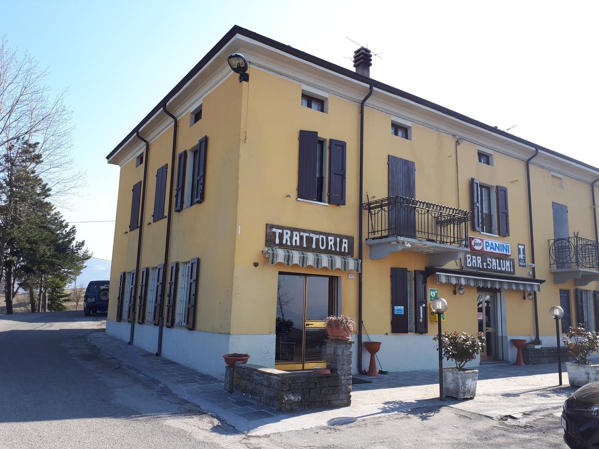 מלון Medesano Trattoria Cattani מראה חיצוני תמונה